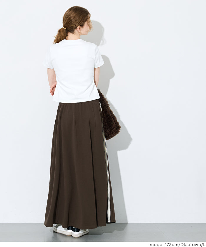 運動風彈性A字傘裙 (Line flared skirt)