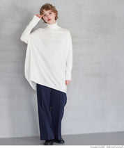 Turtleneck knit tunic