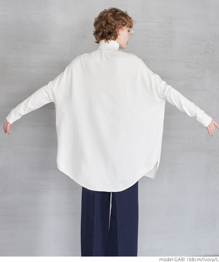 Turtleneck knit tunic