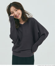 Dolman V-neck knit top