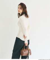 輕量 基礎百搭長袖高領針織上衣