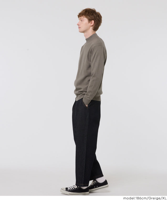 男裝極簡風半高領針織上衣