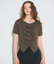 抓皺前開衩短袖針織衫 (Front-gathered short-sleeved knit)