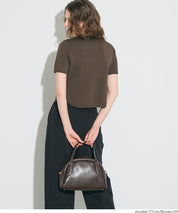 抓皺前開衩短袖針織衫 (Front-gathered short-sleeved knit)