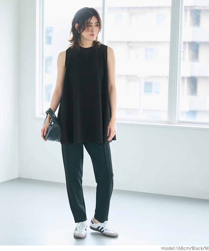 [Embossed function] A-line sleeveless top