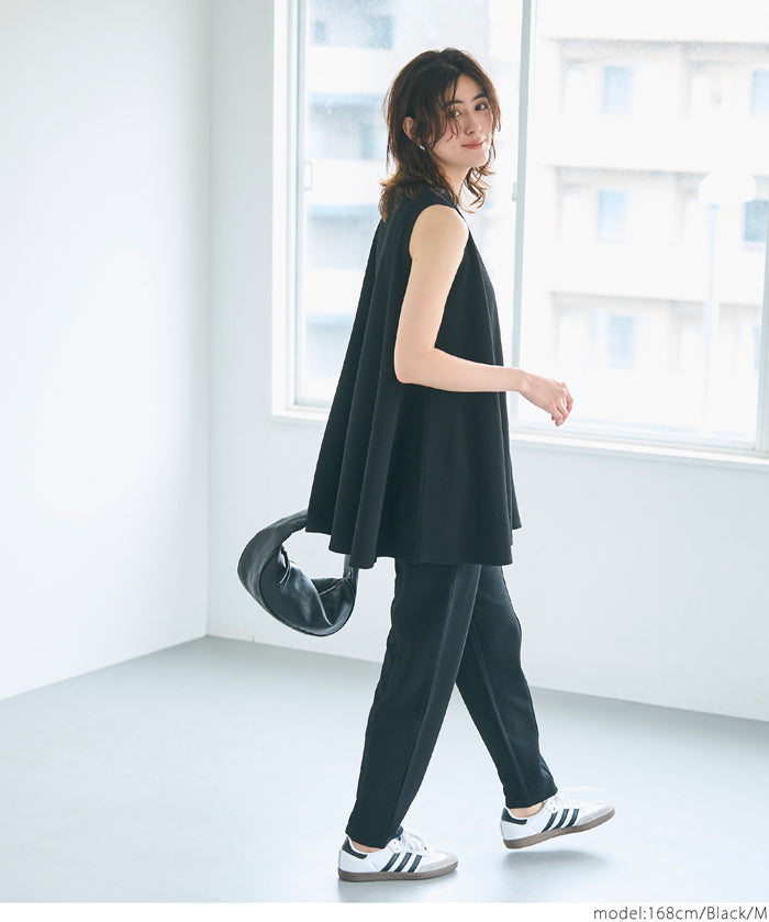 Embossed tops 