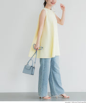 Embossed tops 